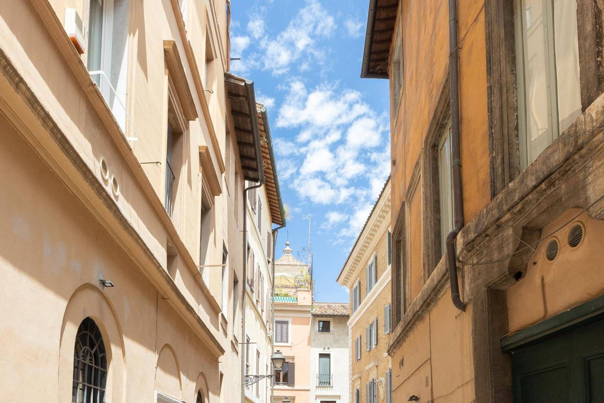 Apartment Luxury Coronari Rome